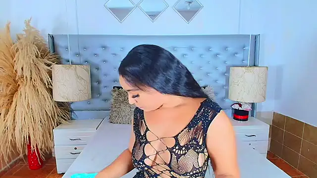 EileenBenzon online show from 09.17.25