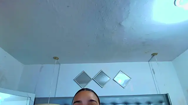 Snapshot of EileenBenzon chatting on 03.13.26 EileenBenzon online show from 03.13.26
