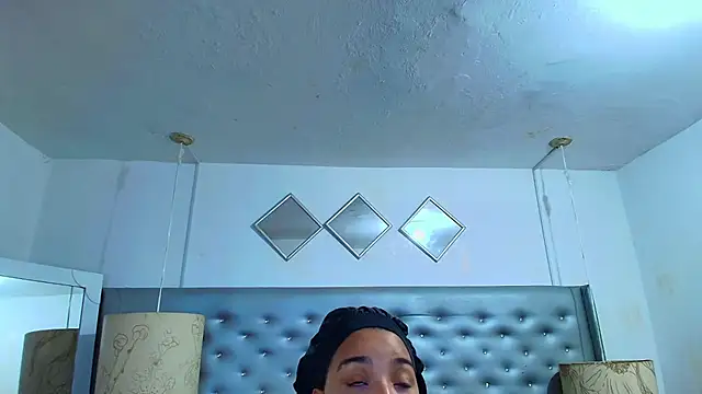 Snapshot of EileenBenzon chatting on 03.18.26 EileenBenzon online show from 03.18.26