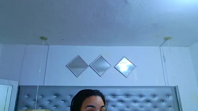 Snapshot of EileenBenzon chatting on 05.05.26 EileenBenzon online show from 05.05.26