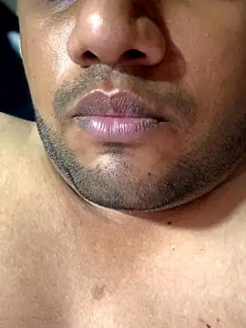 ved240 online show from 10.31.25