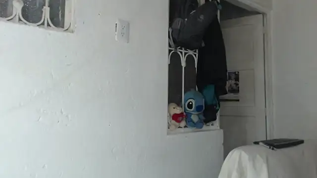 Snapshot of skinny_sweet2411 chatting on 09.09.25 skinny sweet2411 online show from 09.09.25