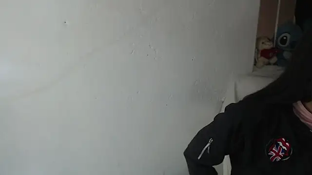 Snapshot of skinny_sweet2411 chatting on 09.14.25 skinny sweet2411 online show from 09.14.25