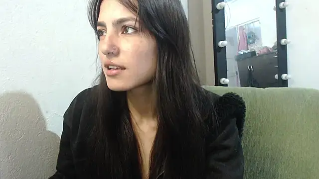 skinny sweet2411 online show from 05.25.26