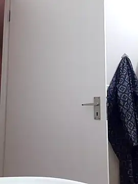 Snapshot of MIGHTY_MAGNUM chatting on 01.10.25 MIGHTY MAGNUM online show from 01.10.25