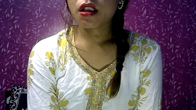 Snapshot of sanjana-77 chatting on 01.23.25 sanjana-77 online show from 01.23.25