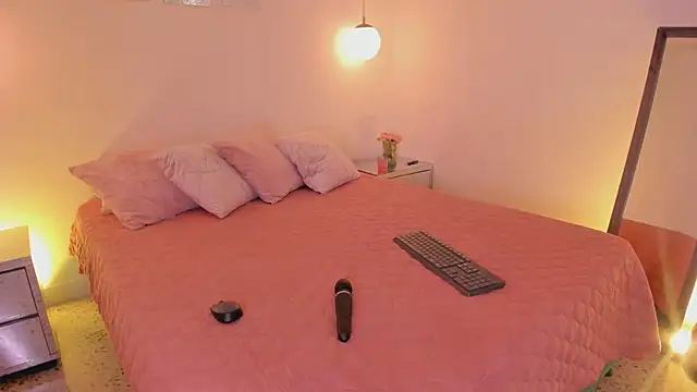 ibella7 online show from 03.23.26