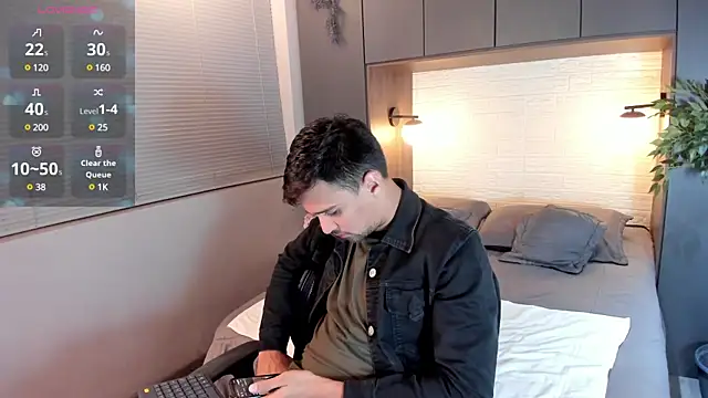 Snapshot of Edward_max chatting on 01.16.25 Edward max online show from 01.16.25