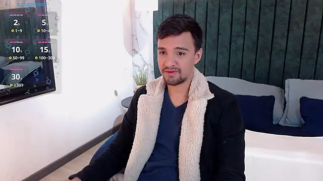 Snapshot of Edward_max chatting on 01.20.25 Edward max online show from 01.20.25