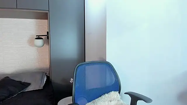 Snapshot of Edward_max chatting on 03.14.25 Edward max online show from 03.14.25