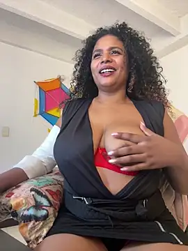 Snapshot of Michel_Jones chatting on 02.24.26 Michel Jones online show from 02.24.26