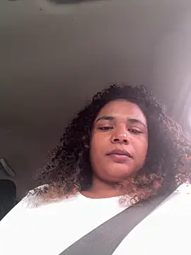 Snapshot of Michel_Jones chatting on 04.08.26 Michel Jones online show from 04.08.26