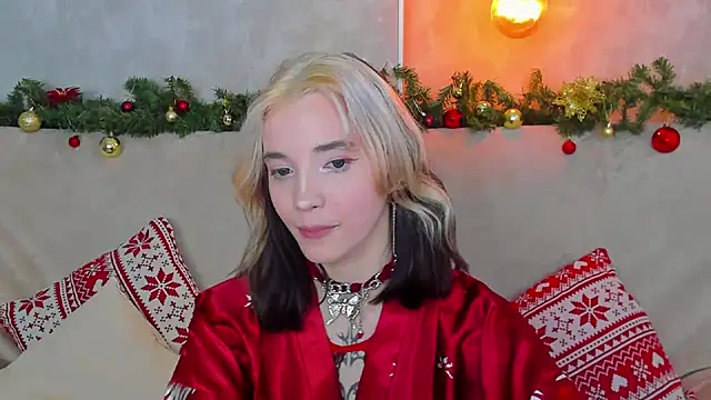 as1an girlfriend online show from 12.19.24