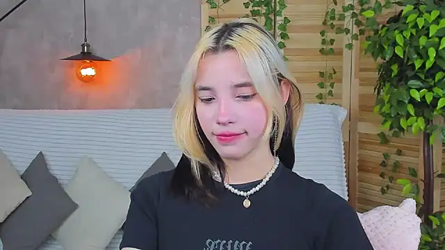 as1an girlfriend online show from 02.02.25