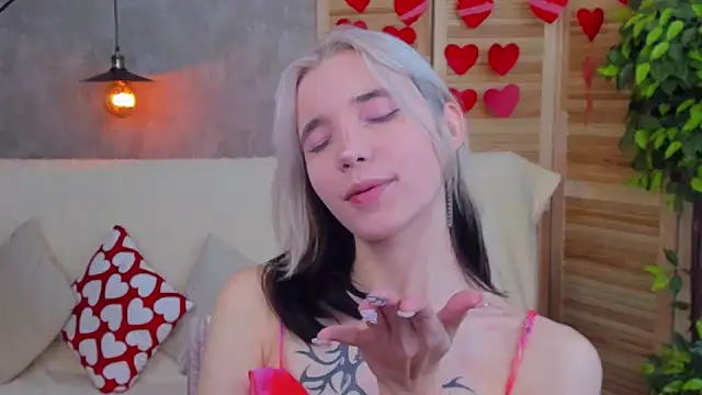 as1an girlfriend online show from 02.16.25