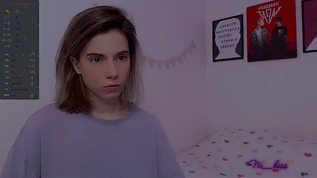 Snapshot of _ni_kiss chatting on 03.07.25 ni kiss online show from 03.07.25