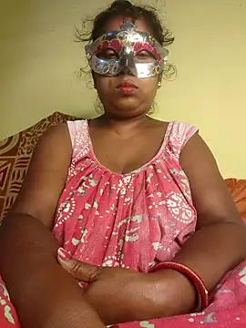Snapshot of tinabhabhi chatting on 05.12.26 tinabhabhi online show from 05.12.26