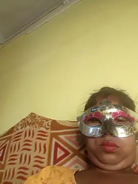 Snapshot of tinabhabhi chatting on 05.13.26 tinabhabhi online show from 05.13.26
