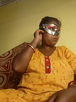 Snapshot of tinabhabhi chatting on 05.25.26 tinabhabhi online show from 05.25.26
