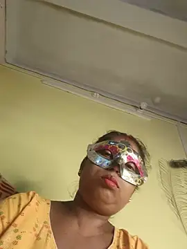 Snapshot of tinabhabhi chatting on 05.27.26 tinabhabhi online show from 05.27.26
