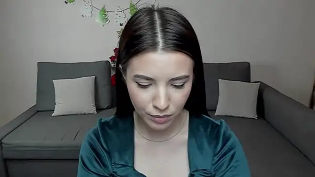 Snapshot of Anita_Robby chatting on 12.22.24 Anita Robby online show from 12.22.24