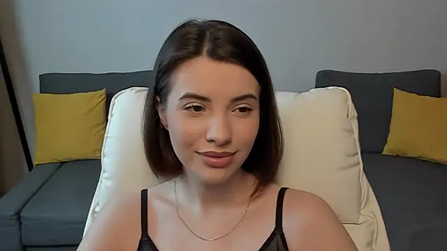 Snapshot of Anita_Robby chatting on 10.10.25 Anita Robby online show from 10.10.25