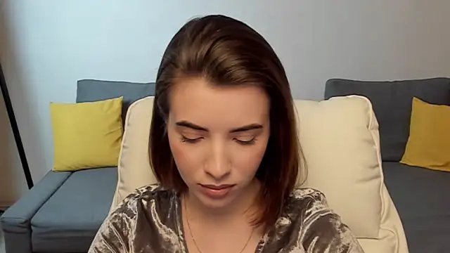 Snapshot of Anita_Robby chatting on 10.18.25 Anita Robby online show from 10.18.25