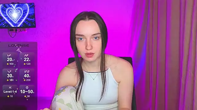 Wild Sophie  online show from 02.07.25