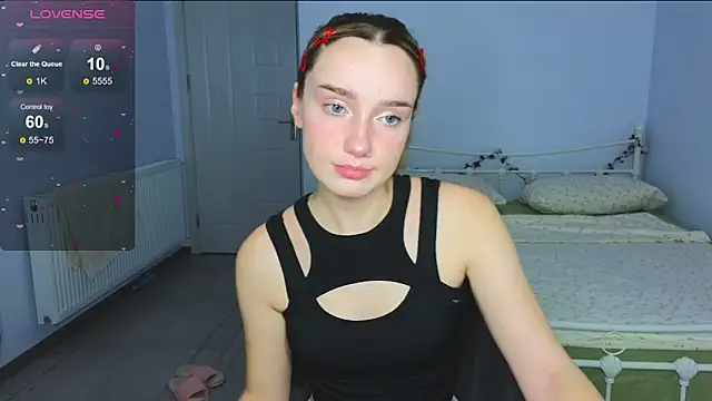 Wild Sophie  online show from 11.16.25