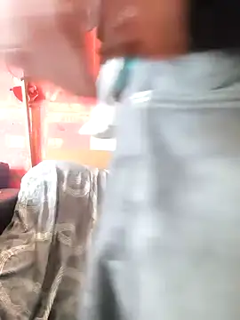 Ozomitro online show from 04.05.26