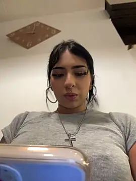 Hilary pinkk online show from 04.25.26