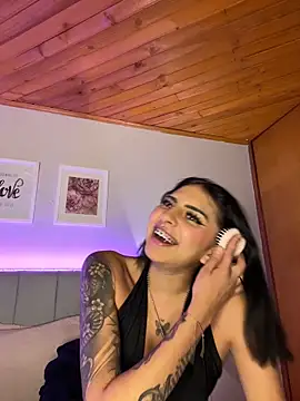 Hilary pinkk online show from 05.06.26