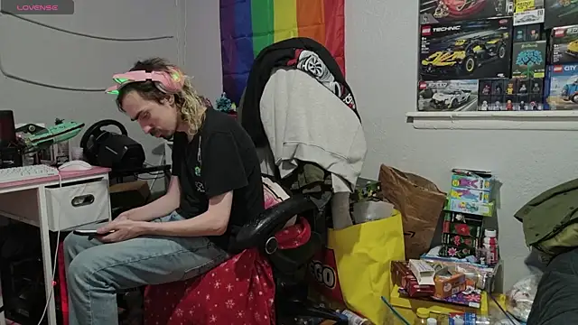 tallnerdyguy online show from 05.10.26