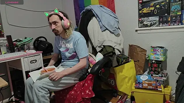 tallnerdyguy online show from 05.17.26