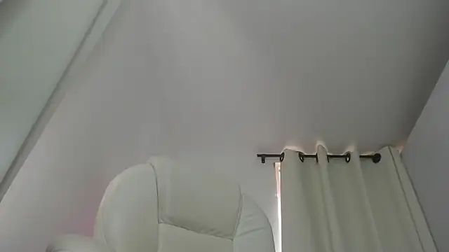 Abby Halliwey online show from 02.24.25