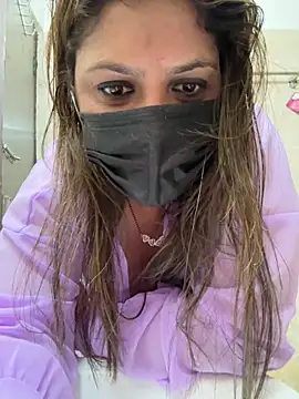 Reena Darlinggg online show from 12.23.24