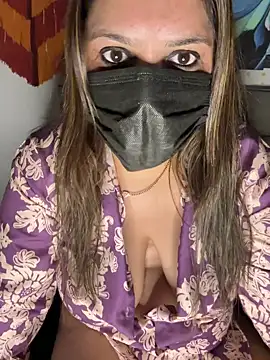 Reena Darlinggg online show from 12.24.24