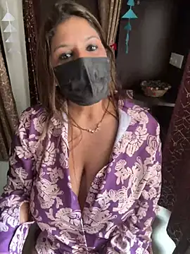 Reena Darlinggg online show from 01.03.25