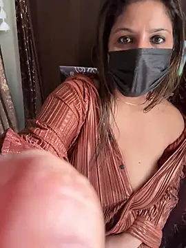 Reena Darlinggg online show from 01.13.25