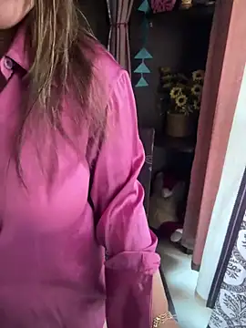 Reena Darlinggg online show from 02.02.25