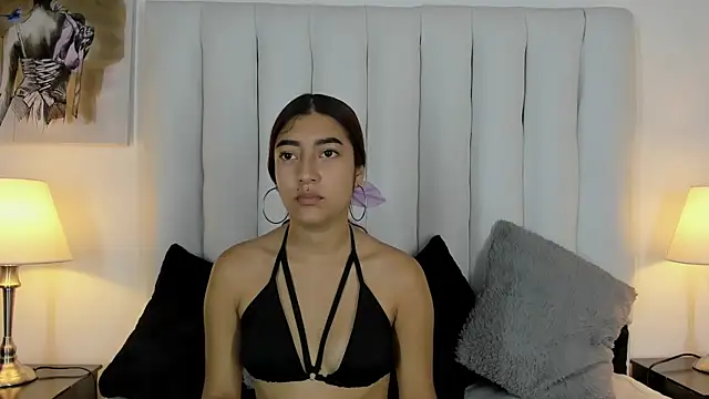 Snapshot of stephany_owens chatting on 03.10.25 stephany owens online show from 03.10.25