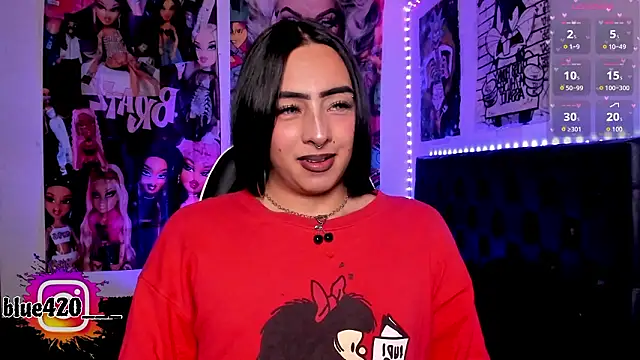 Skyler  blue4 online show from 02.16.26