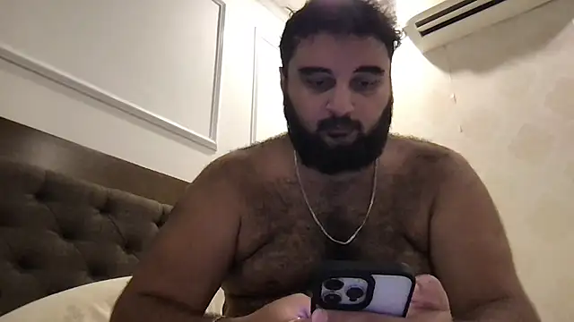 Snapshot of teddy_alan chatting on 04.27.26 teddy alan online show from 04.27.26