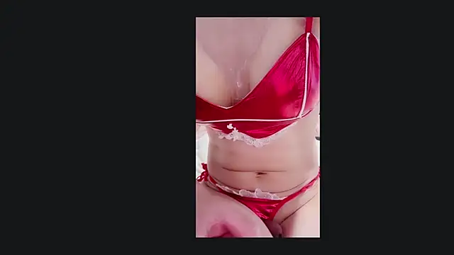 Im IVE LOVE online show from 12.15.24