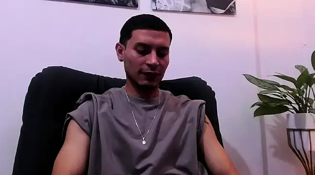 CruzVega online show from 02.03.25