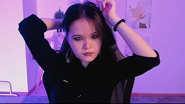 Elainebeness online show from 03.06.25