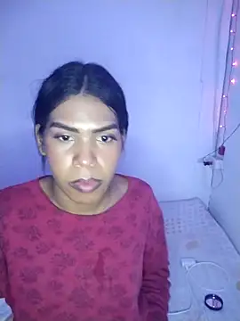 Snapshot of fernanda_Sweet1 chatting on 12.04.24 fernanda Sweet1 online show from 12.04.24