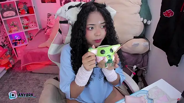 anyburkee online show from 10.22.25