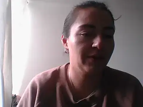  karlie kloss  online show from 12.09.24