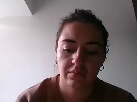  karlie kloss  online show from 12.27.24